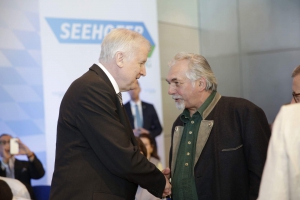 Peter Wilhelm mit Horst Seehofer in Fürstenfeldbruck